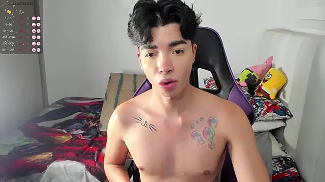 Snapshot of santy7v7 chatting on February 18, 2025, 4:26 pm santy7v7 online show from February 18, 2025, 4:26 pm