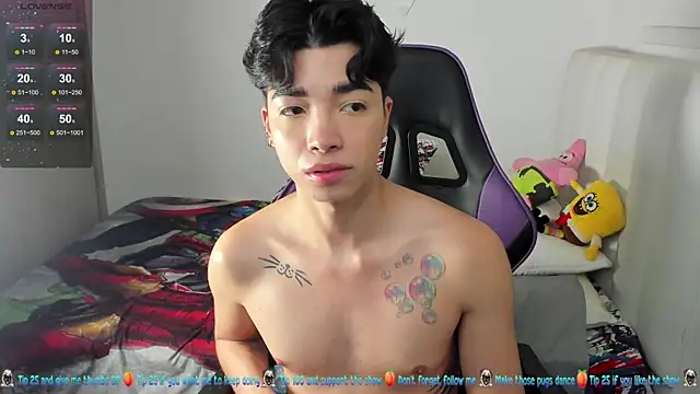 Snapshot of santy7v7 chatting on February 20, 2025, 1:08 pm santy7v7 online show from February 20, 2025, 1:08 pm