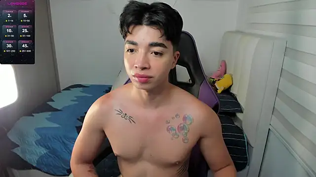 Snapshot of santy7v7 chatting on September 25, 2025, 1:15 pm santy7v7 online show from September 25, 2025, 1:15 pm