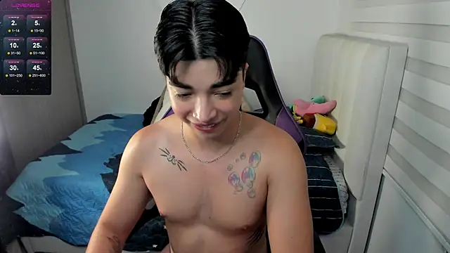 Snapshot of santy7v7 chatting on October 24, 2025, 1:29 pm santy7v7 online show from October 24, 2025, 1:29 pm