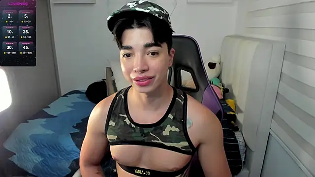 Snapshot of santy7v7 chatting on October 30, 2025, 1:23 pm santy7v7 online show from October 30, 2025, 1:23 pm