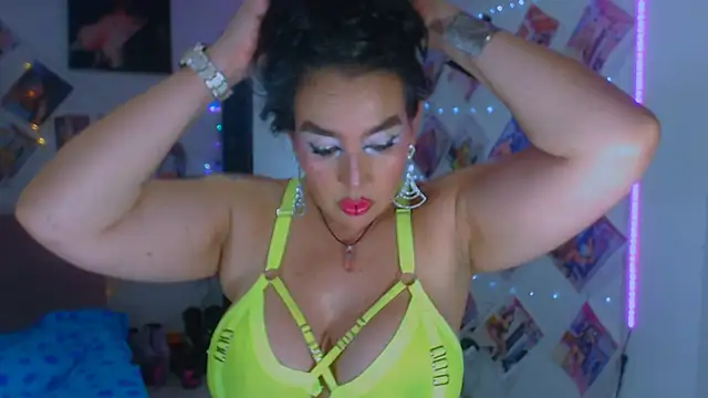Snapshot of sweet_vanessa_22 chatting on September 14, 2025, 3:38 am sweet vanessa 22 online show from September 14, 2025, 3:38 am