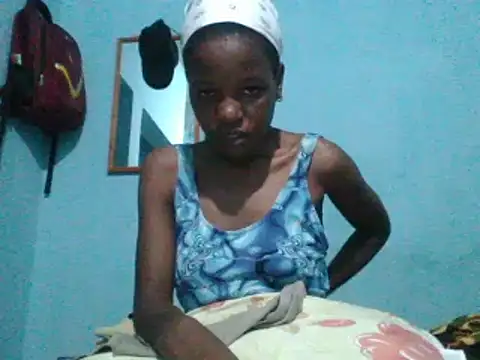 Snapshot of sweetchic_ chatting on March 18, 2025, 11:20 pm sweetchic online show from March 18, 2025, 11:20 pm