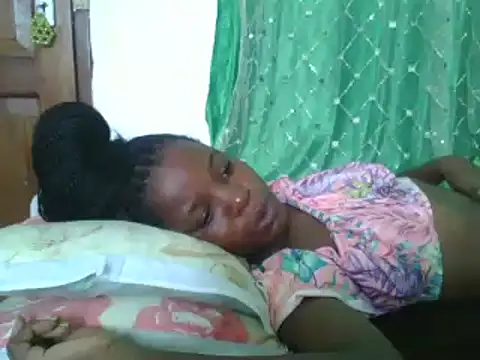 Snapshot of sweetchic_ chatting on September 20, 2025, 12:28 pm sweetchic online show from September 20, 2025, 12:28 pm