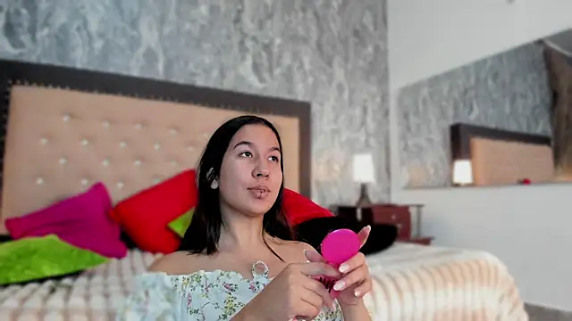 Snapshot of Lia_sarahi chatting on March 12, 2025, 11:20 am Lia sarahi online show from March 12, 2025, 11:20 am