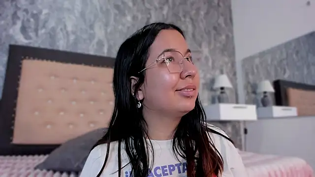 Snapshot of Lia_sarahi chatting on October 5, 2025, 11:41 am Lia sarahi online show from October 5, 2025, 11:41 am