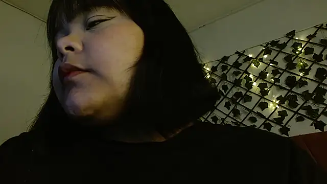 Snapshot of sexychubby___ chatting on March 21, 2025, 5:43 am sexychubby    online show from March 21, 2025, 5:43 am
