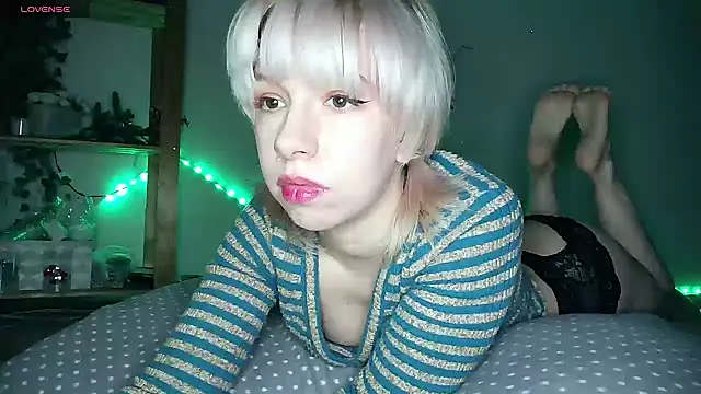 cruellagoth666 online show from January 12, 2025, 3:14 pm