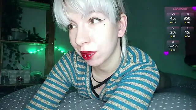 cruellagoth666 online show from February 17, 2025, 3:20 pm