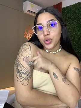 Amandanauty online show from December 20, 2024, 3:58 am