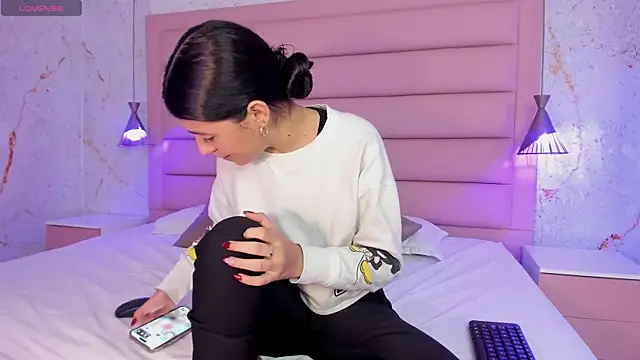 IvySanders1 online show from March 13, 2025, 3:22 am