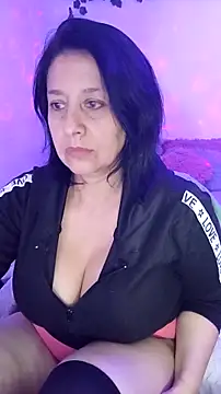 Snapshot of camilalatti chatting on November 20, 2025, 12:11 am camilalatti online show from November 20, 2025, 12:11 am