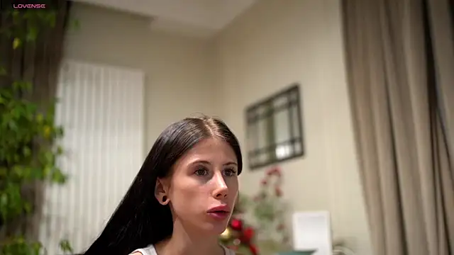 Snapshot of Your_Nicolett chatting on February 15, 2025, 7:06 pm Your Nicolett online show from February 15, 2025, 7:06 pm
