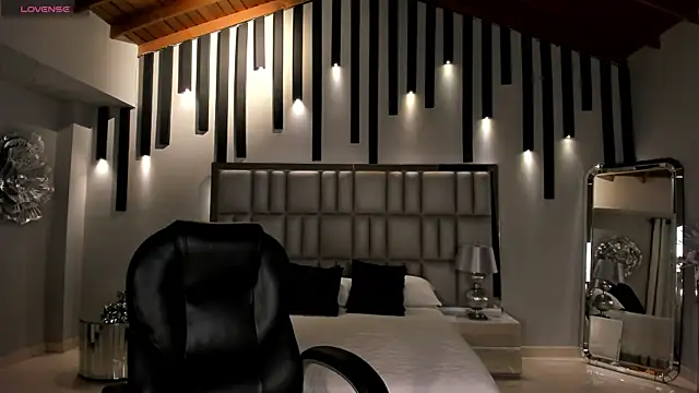 Snapshot of NickyLawson chatting on November 30, 2025, 11:20 pm NickyLawson online show from November 30, 2025, 11:20 pm