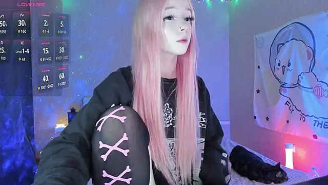 Misty Shadow online show from September 15, 2025, 7:25 pm