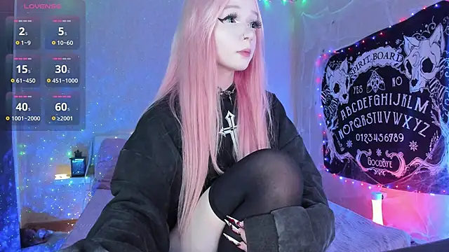 Misty Shadow online show from October 24, 2025, 9:55 pm