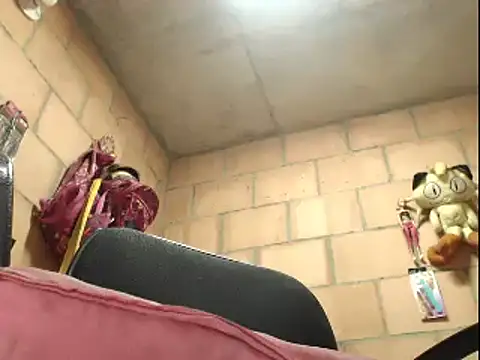 Camilalatin69 online show from October 20, 2025, 4:40 pm