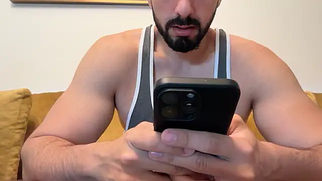 Snapshot of jeffmaverick12 chatting on September 23, 2025, 5:21 am jeffmaverick12 online show from September 23, 2025, 5:21 am