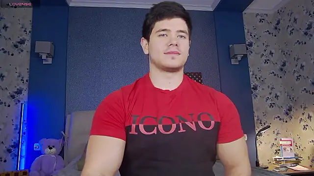 Snapshot of Arilas_ chatting on December 7, 2024, 7:38 am Arilas  online show from December 7, 2024, 7:38 am