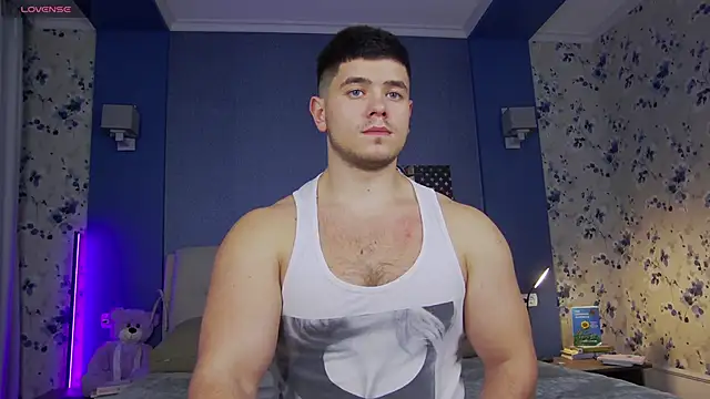 Snapshot of Arilas_ chatting on December 10, 2024, 1:44 pm Arilas  online show from December 10, 2024, 1:44 pm