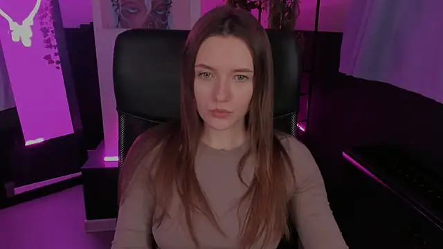 Snapshot of JennyDens chatting on December 10, 2024, 8:51 am JennyDens online show from December 10, 2024, 8:51 am