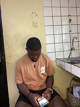 Snapshot of vannycov chatting on September 8, 2025, 2:49 pm vannycov online show from September 8, 2025, 2:49 pm