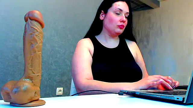 WorshipLilit online show from March 9, 2025, 3:27 pm