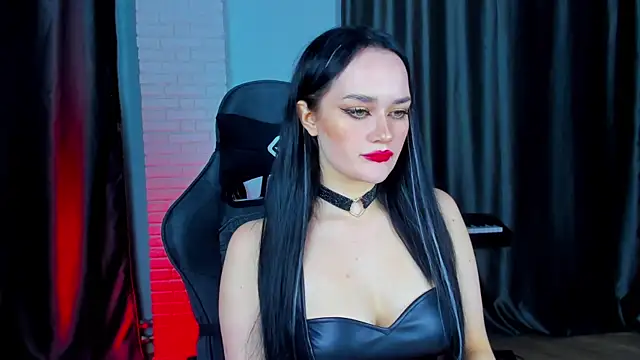 QueenAliss online show from January 3, 2025, 9:36 pm