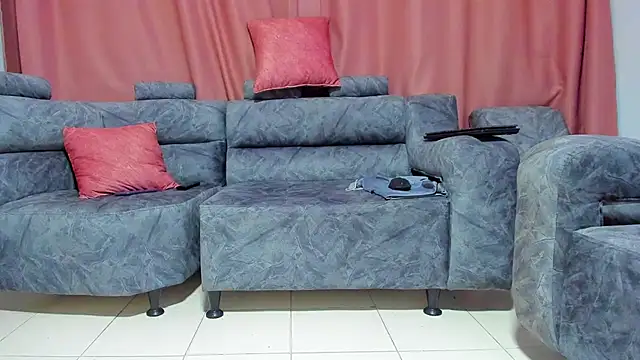 Snapshot of electraaxx chatting on March 17, 2025, 2:30 am electraaxx online show from March 17, 2025, 2:30 am