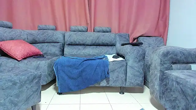 Snapshot of electraaxx chatting on March 21, 2025, 3:55 am electraaxx online show from March 21, 2025, 3:55 am