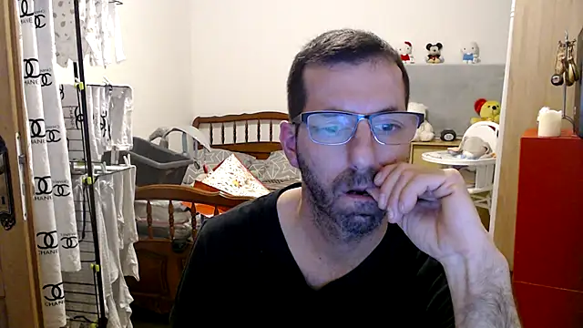 Snapshot of steph19x5 chatting on January 5, 2025, 6:02 pm steph19x5 online show from January 5, 2025, 6:02 pm