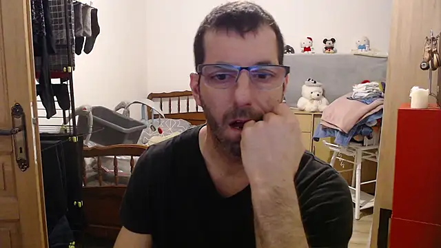 Snapshot of steph19x5 chatting on January 14, 2025, 4:50 pm steph19x5 online show from January 14, 2025, 4:50 pm