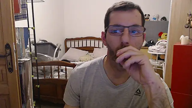 Snapshot of steph19x5 chatting on January 30, 2025, 5:17 pm steph19x5 online show from January 30, 2025, 5:17 pm