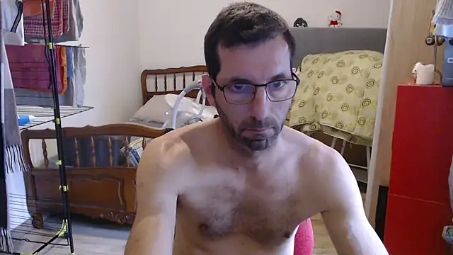 Snapshot of steph19x5 chatting on February 12, 2025, 1:59 pm steph19x5 online show from February 12, 2025, 1:59 pm