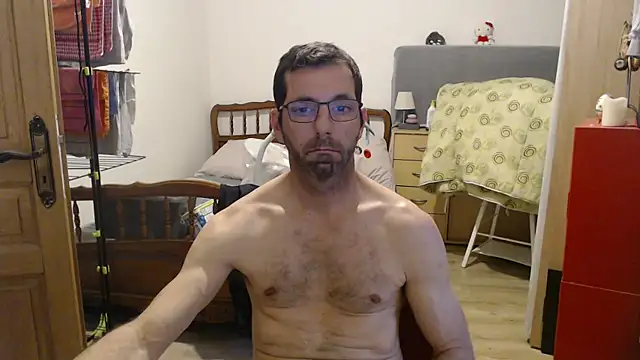 Snapshot of steph19x5 chatting on February 12, 2025, 5:05 pm steph19x5 online show from February 12, 2025, 5:05 pm