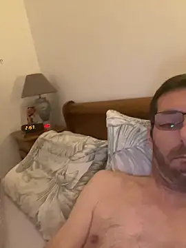 Snapshot of steph19x5 chatting on February 13, 2025, 8:55 pm steph19x5 online show from February 13, 2025, 8:55 pm