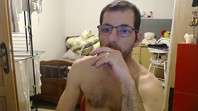 Snapshot of steph19x5 chatting on February 14, 2025, 4:31 pm steph19x5 online show from February 14, 2025, 4:31 pm