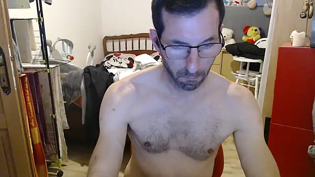 Snapshot of steph19x5 chatting on February 25, 2025, 10:29 pm steph19x5 online show from February 25, 2025, 10:29 pm