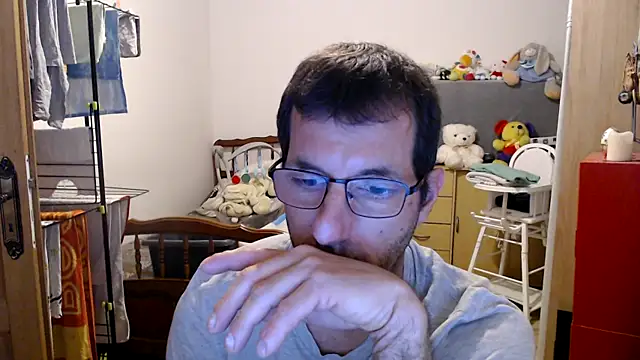 Snapshot of steph19x5 chatting on March 13, 2025, 8:54 pm steph19x5 online show from March 13, 2025, 8:54 pm