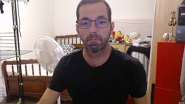 Snapshot of steph19x5 chatting on September 10, 2025, 5:29 am steph19x5 online show from September 10, 2025, 5:29 am