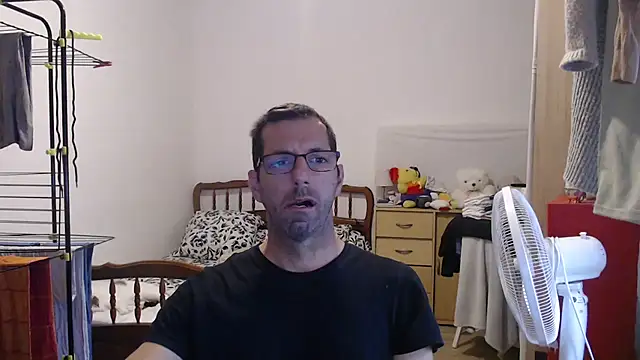 Snapshot of steph19x5 chatting on September 14, 2025, 8:13 am steph19x5 online show from September 14, 2025, 8:13 am