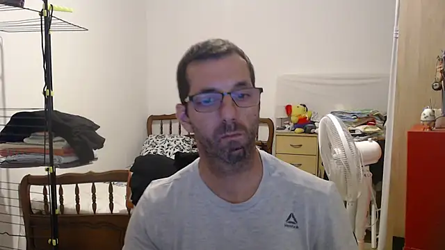 Snapshot of steph19x5 chatting on September 17, 2025, 6:31 pm steph19x5 online show from September 17, 2025, 6:31 pm