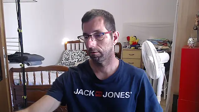 Snapshot of steph19x5 chatting on September 18, 2025, 5:15 pm steph19x5 online show from September 18, 2025, 5:15 pm