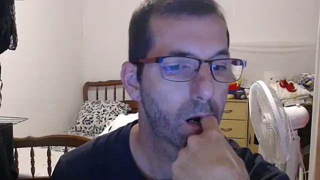 Snapshot of steph19x5 chatting on September 22, 2025, 7:21 am steph19x5 online show from September 22, 2025, 7:21 am