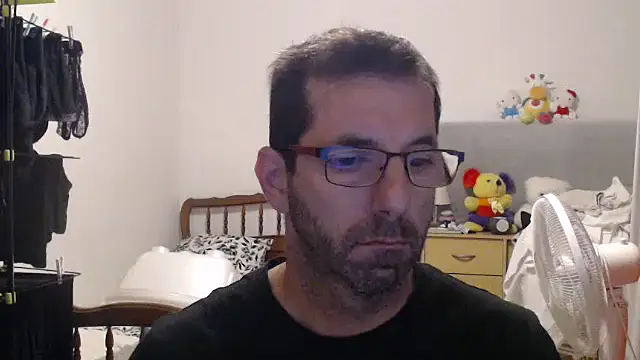 Snapshot of steph19x5 chatting on October 9, 2025, 6:22 am steph19x5 online show from October 9, 2025, 6:22 am