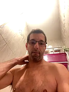 Snapshot of steph19x5 chatting on October 10, 2025, 3:16 am steph19x5 online show from October 10, 2025, 3:16 am