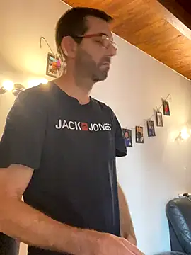 Snapshot of steph19x5 chatting on October 17, 2025, 7:11 am steph19x5 online show from October 17, 2025, 7:11 am