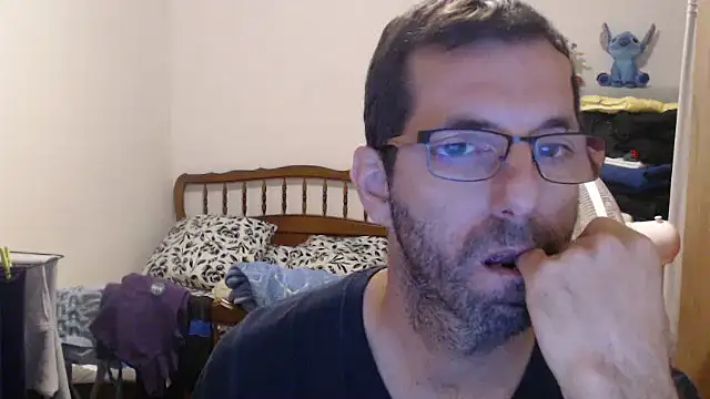 Snapshot of steph19x5 chatting on October 18, 2025, 6:58 am steph19x5 online show from October 18, 2025, 6:58 am