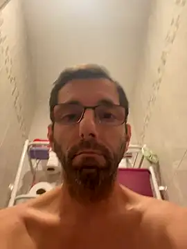 Snapshot of steph19x5 chatting on October 19, 2025, 6:58 am steph19x5 online show from October 19, 2025, 6:58 am