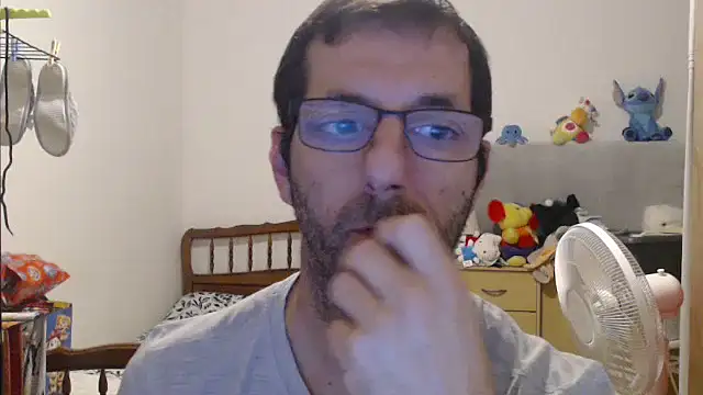 Snapshot of steph19x5 chatting on November 9, 2025, 7:17 am steph19x5 online show from November 9, 2025, 7:17 am